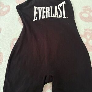 Everlast Black and Beige Apparel